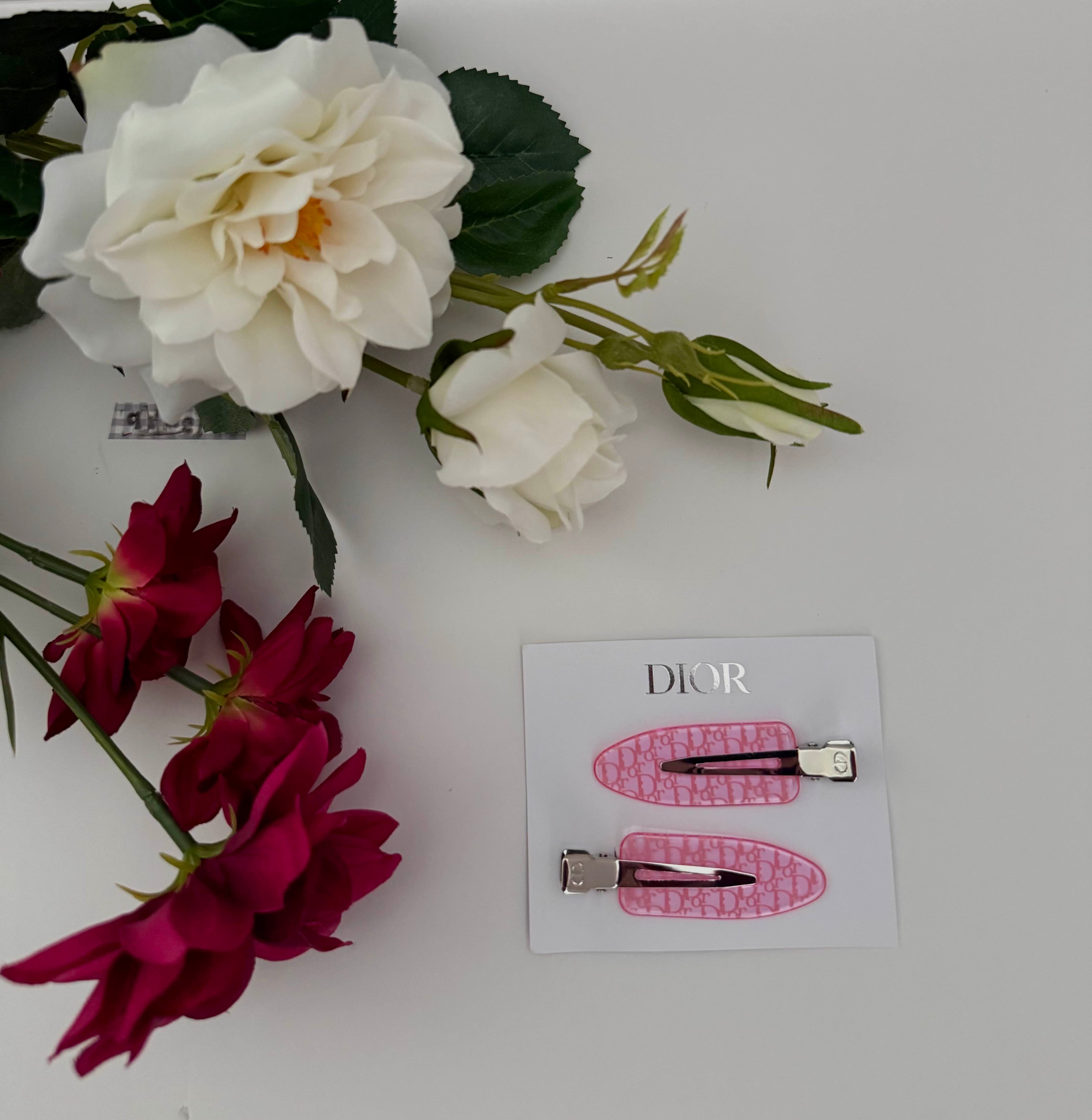 Hairclips